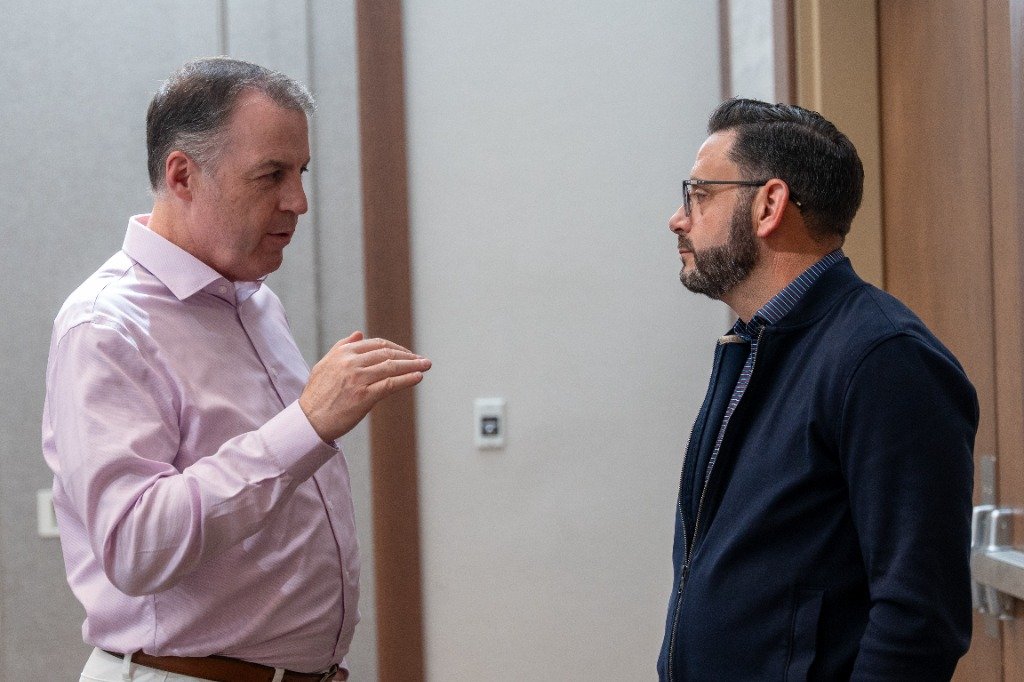 Collaborative Leadership & Mentorship
